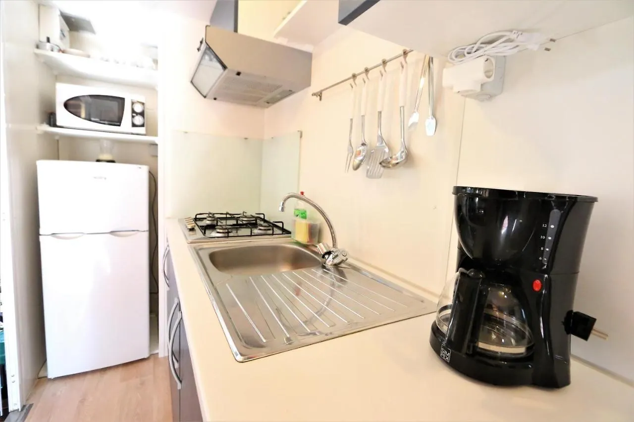 Mobile Home Dalmacija Biograd Na Moru Holiday home